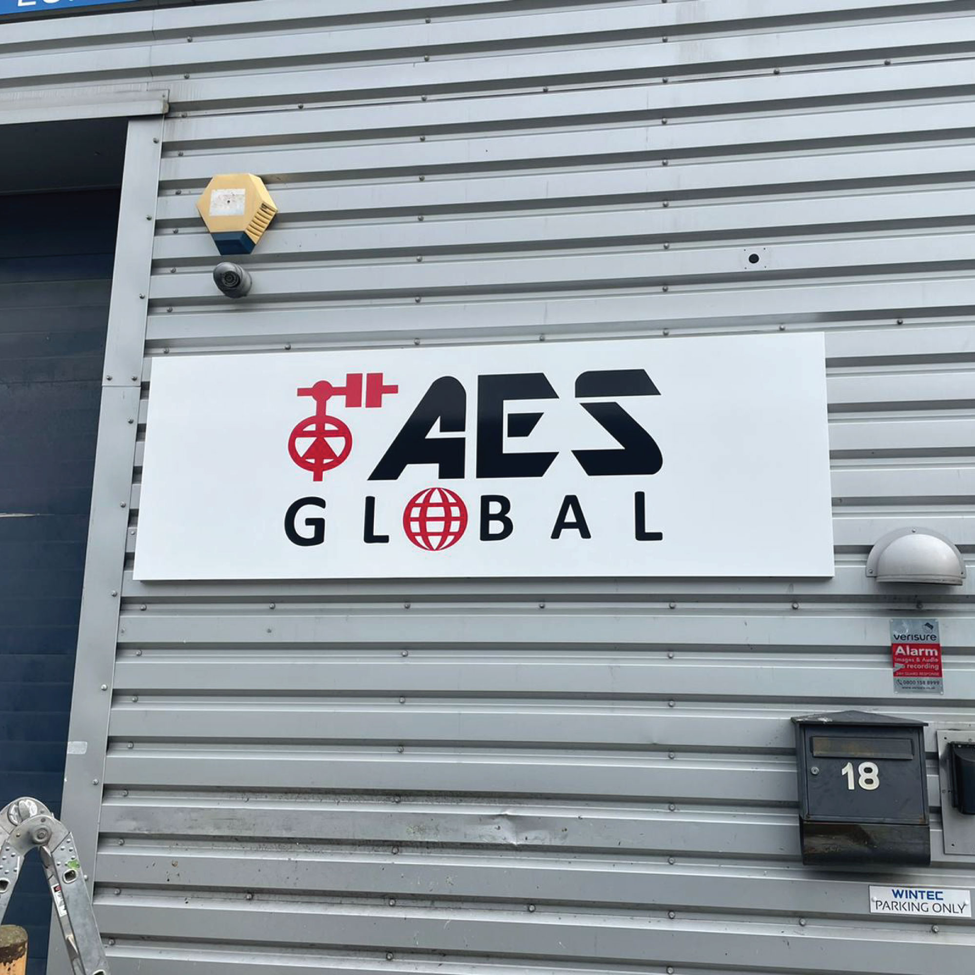 Aluminium Tray Sign with vinyl lettering